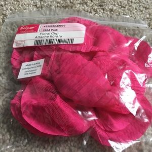 Thirty one floral clip